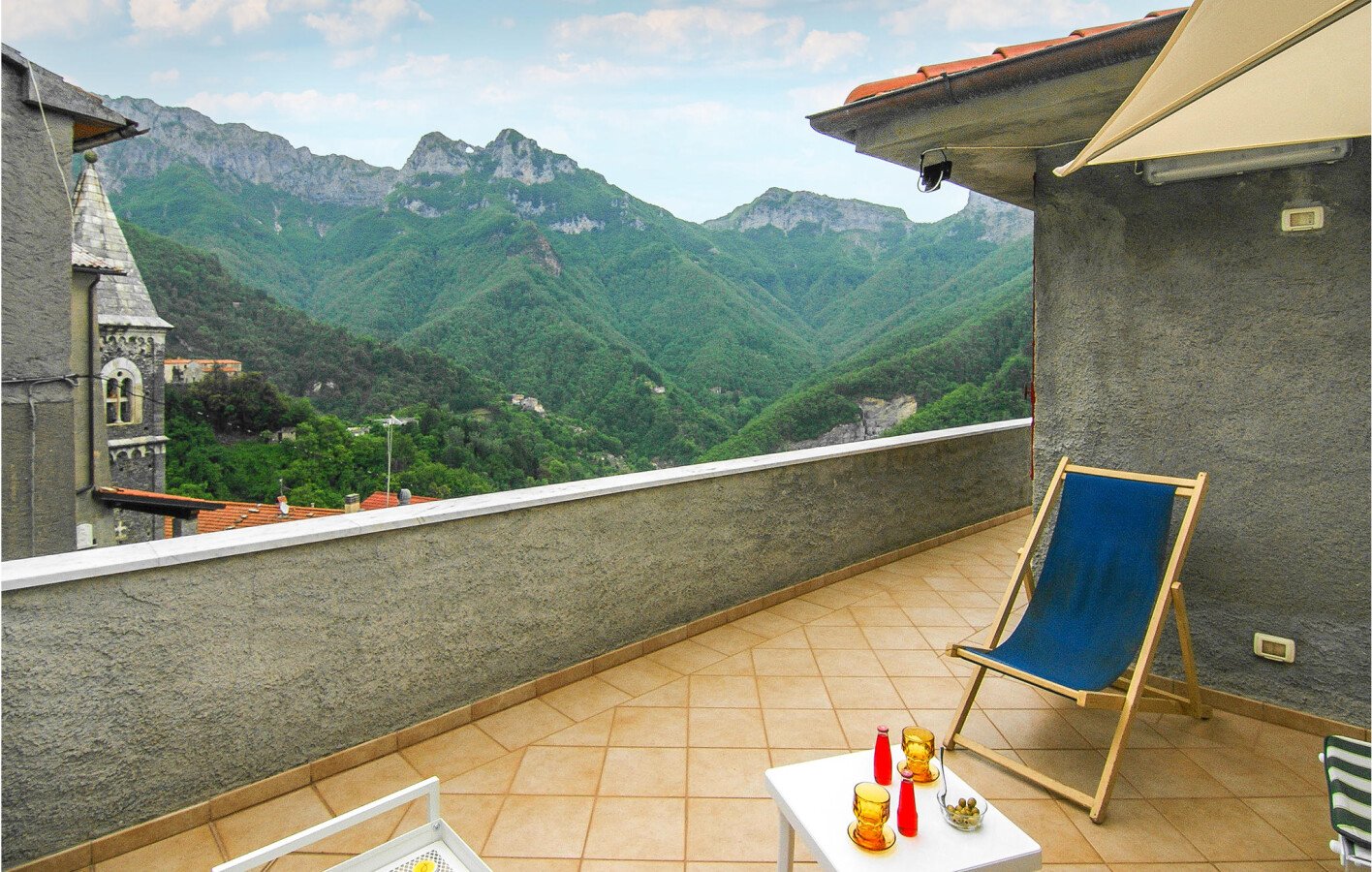 Casa 3 camere, con caminetto