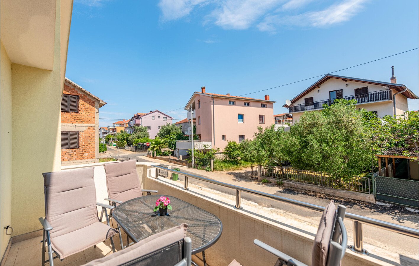 Appartement moderne, 2 chambres, avec vue sur mer