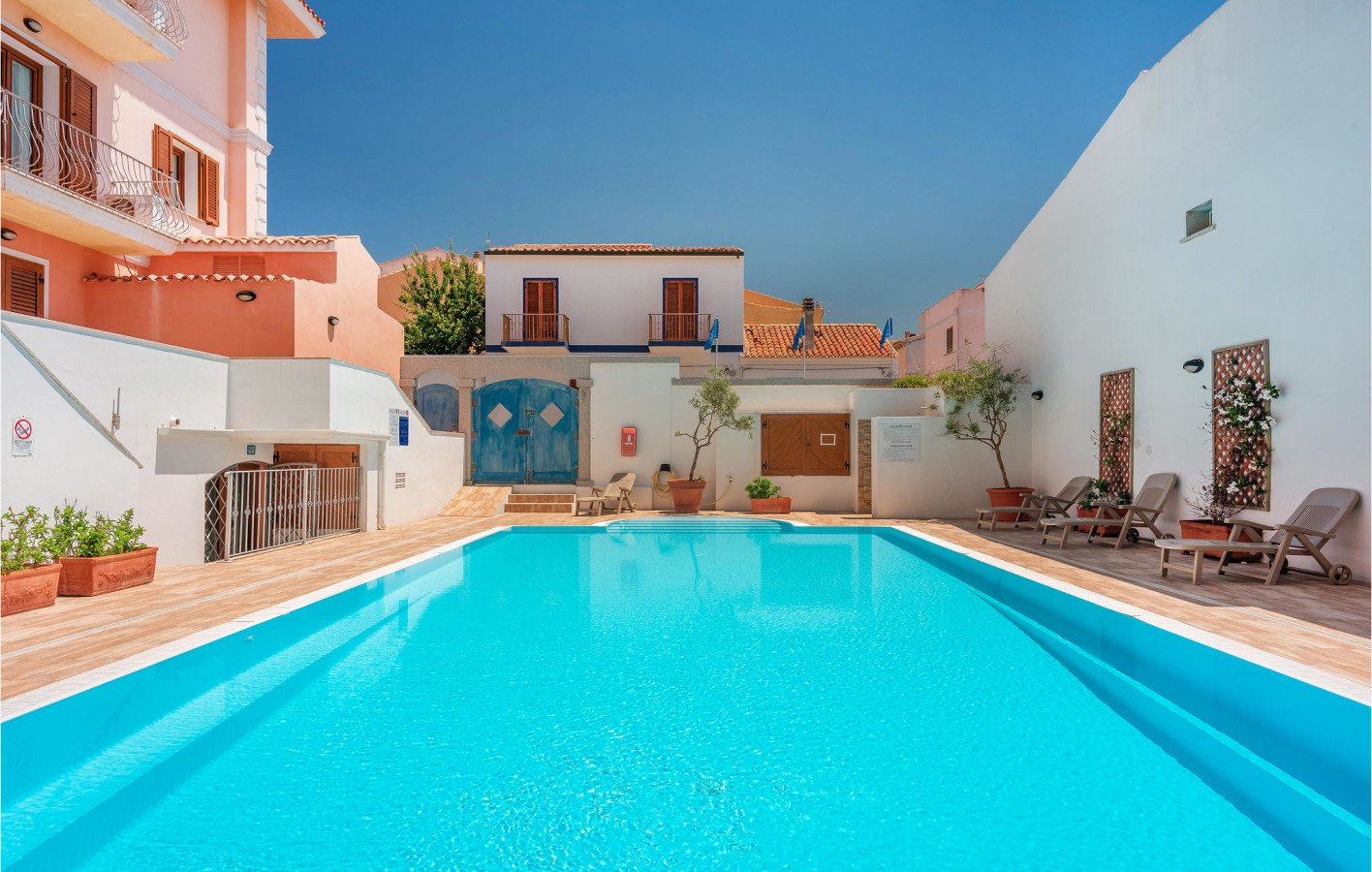 Appartamento 1 camera, con vista mare