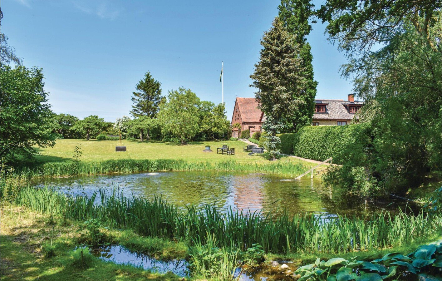 Appartement 2 chambres, avec jardin