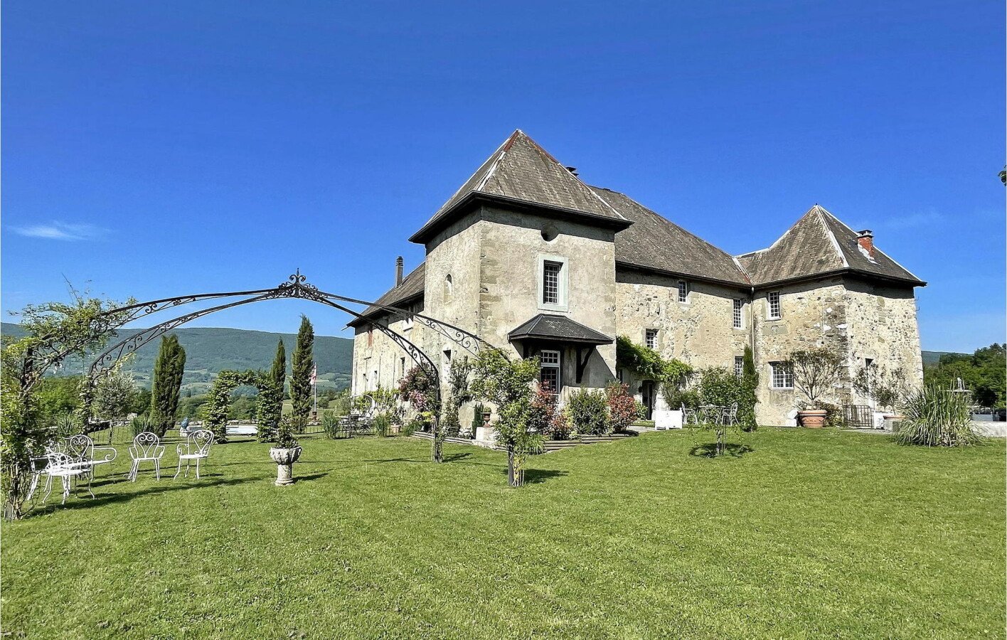 Maison romantique, 1 chambre, avec piscine