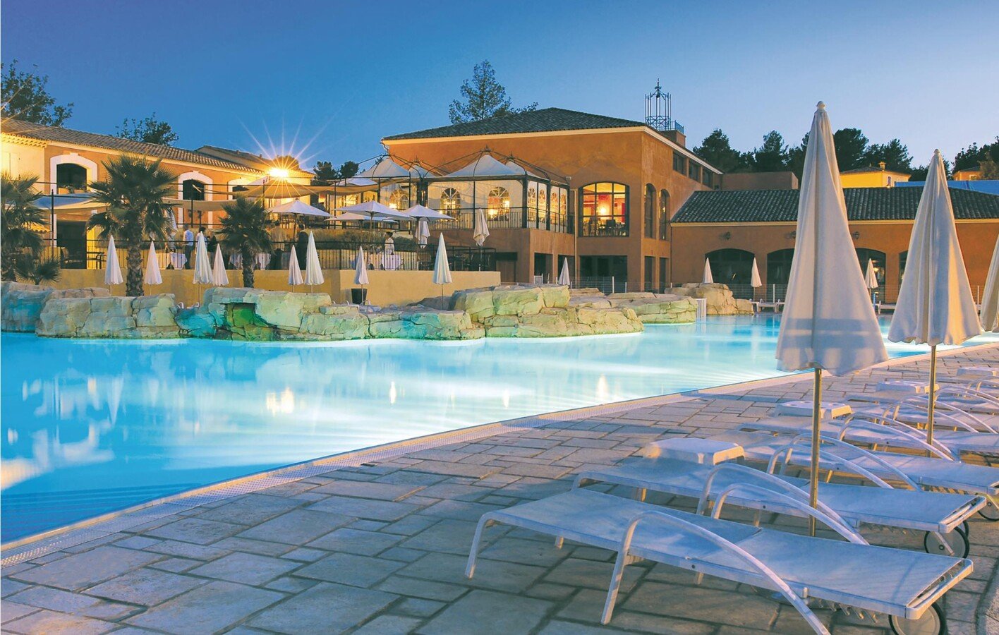 Maison de campagne authentique, 3 chambres, avec piscine