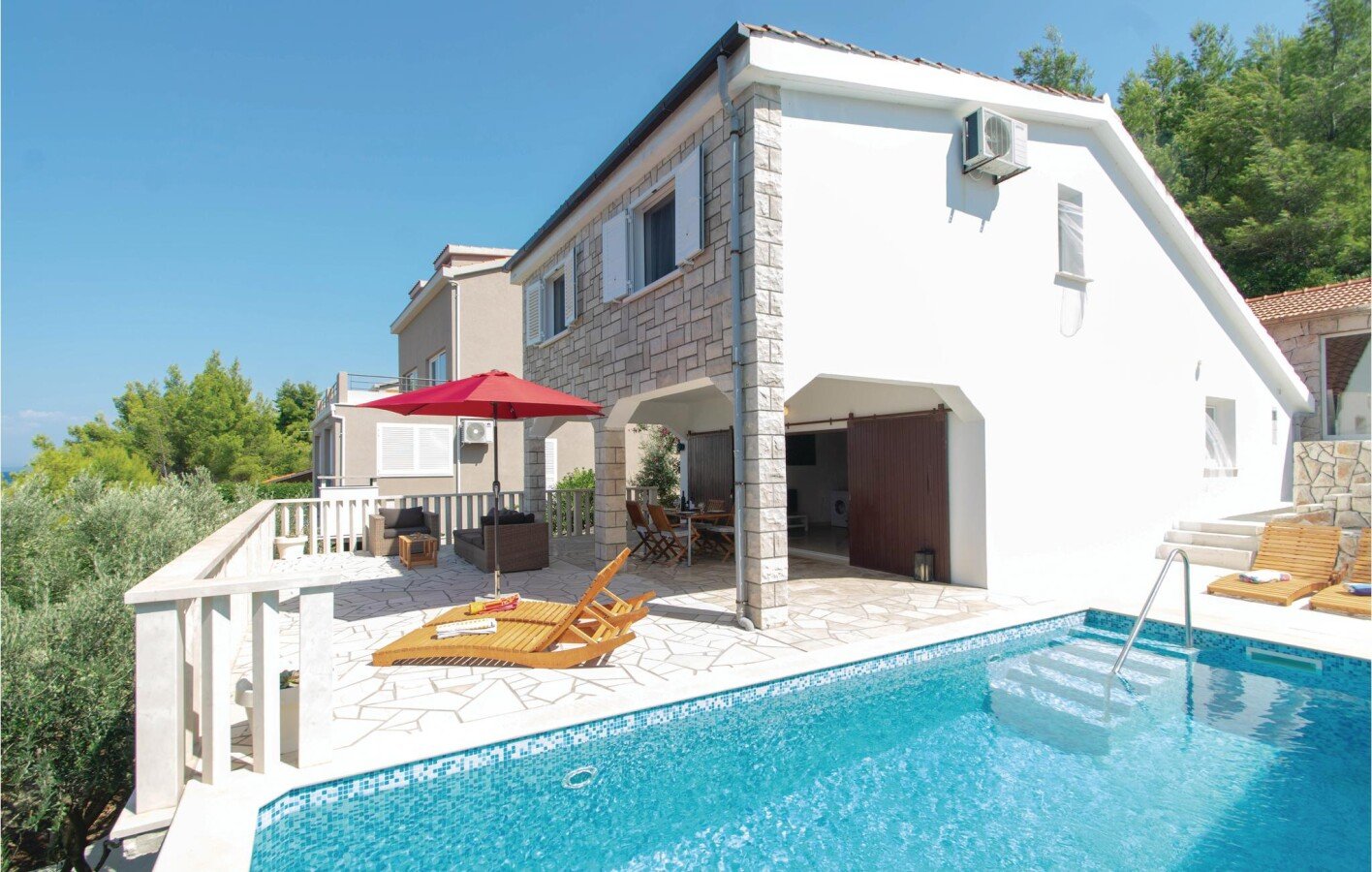 House 2 bedrooms, with sea view