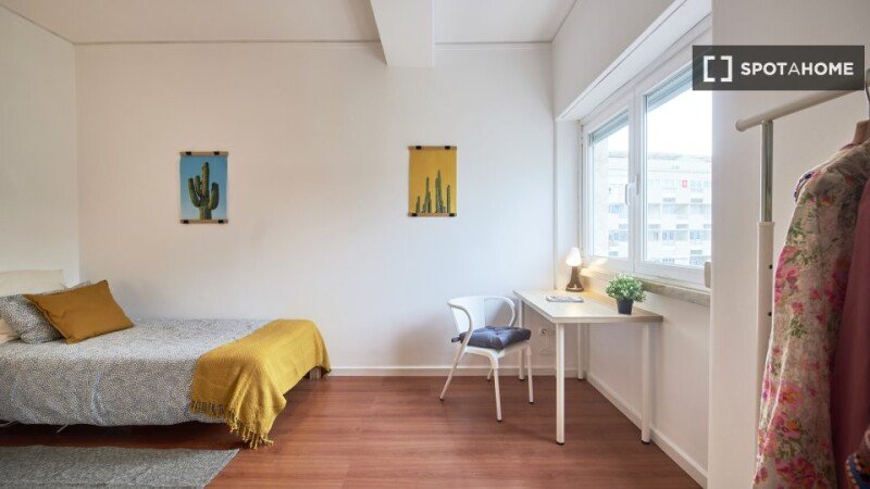 Chambre 12 voyageurs, avec climatisation
