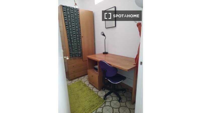 Chambre 4 voyageurs, avec wifi