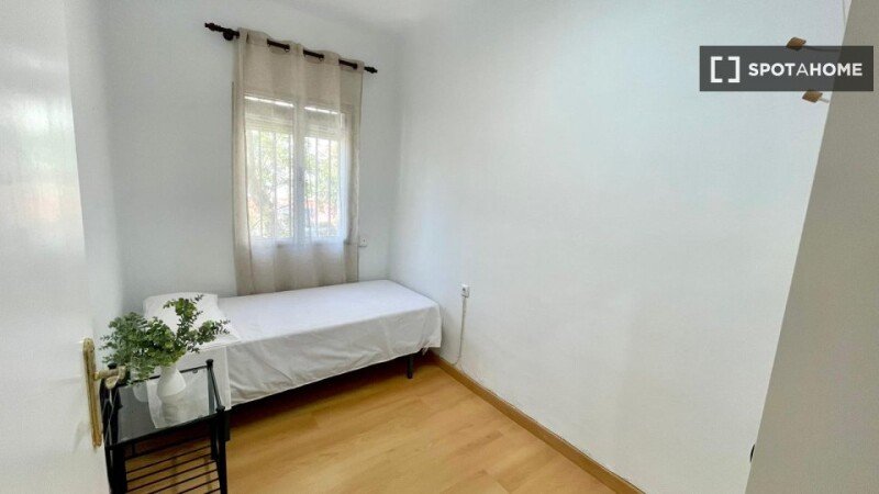 Chambre 6 voyageurs, avec climatisation