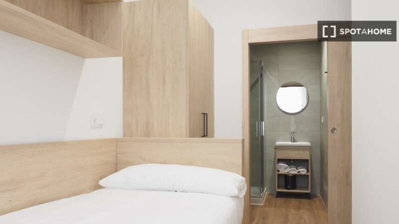 Chambre 2 voyageurs, avec climatisation