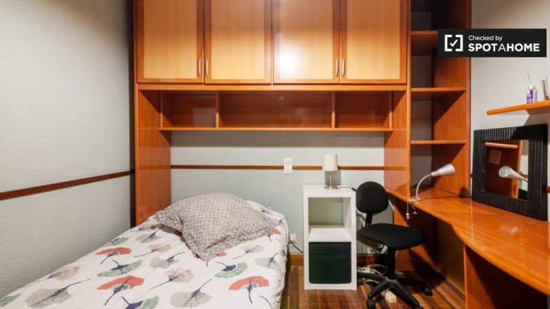 Chambre 10 voyageurs, avec climatisation