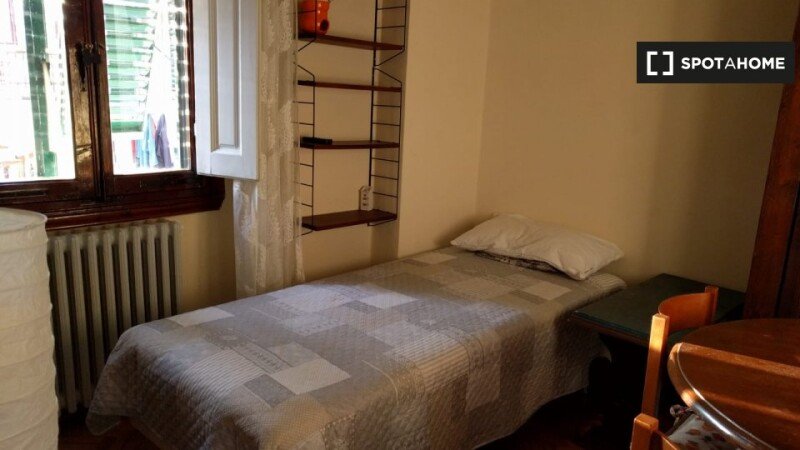 Habitación 8 huéspedes, con wifi