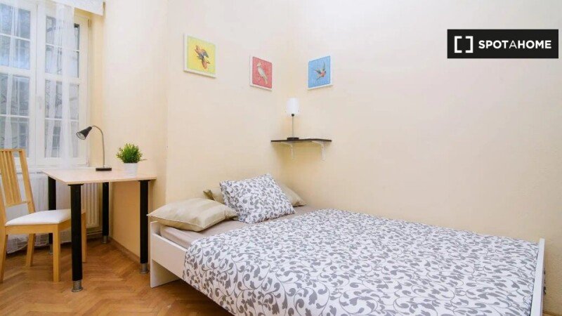 Habitación 10 huéspedes, con wifi