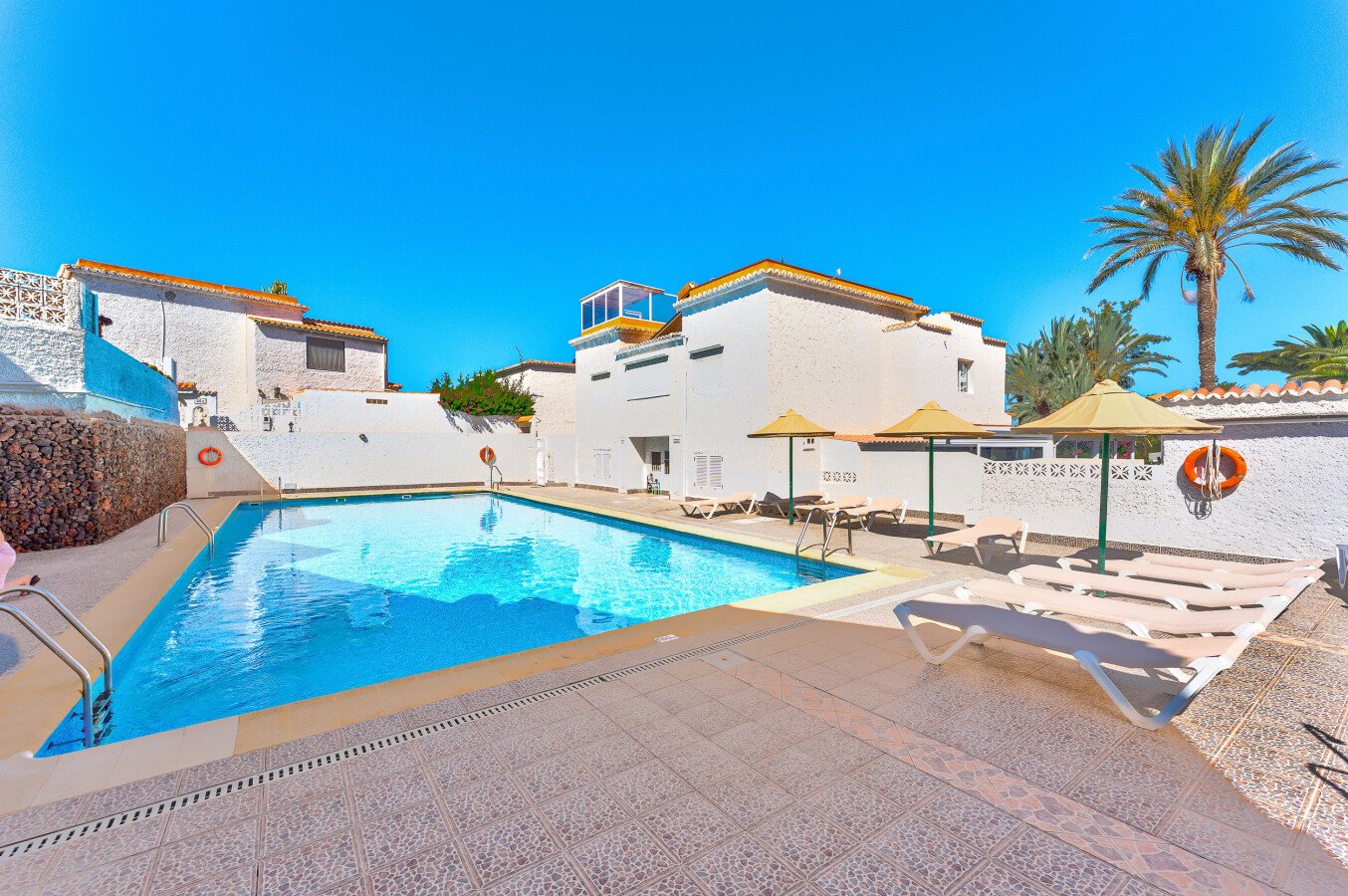 Appartamento 2 camere, con vista mare