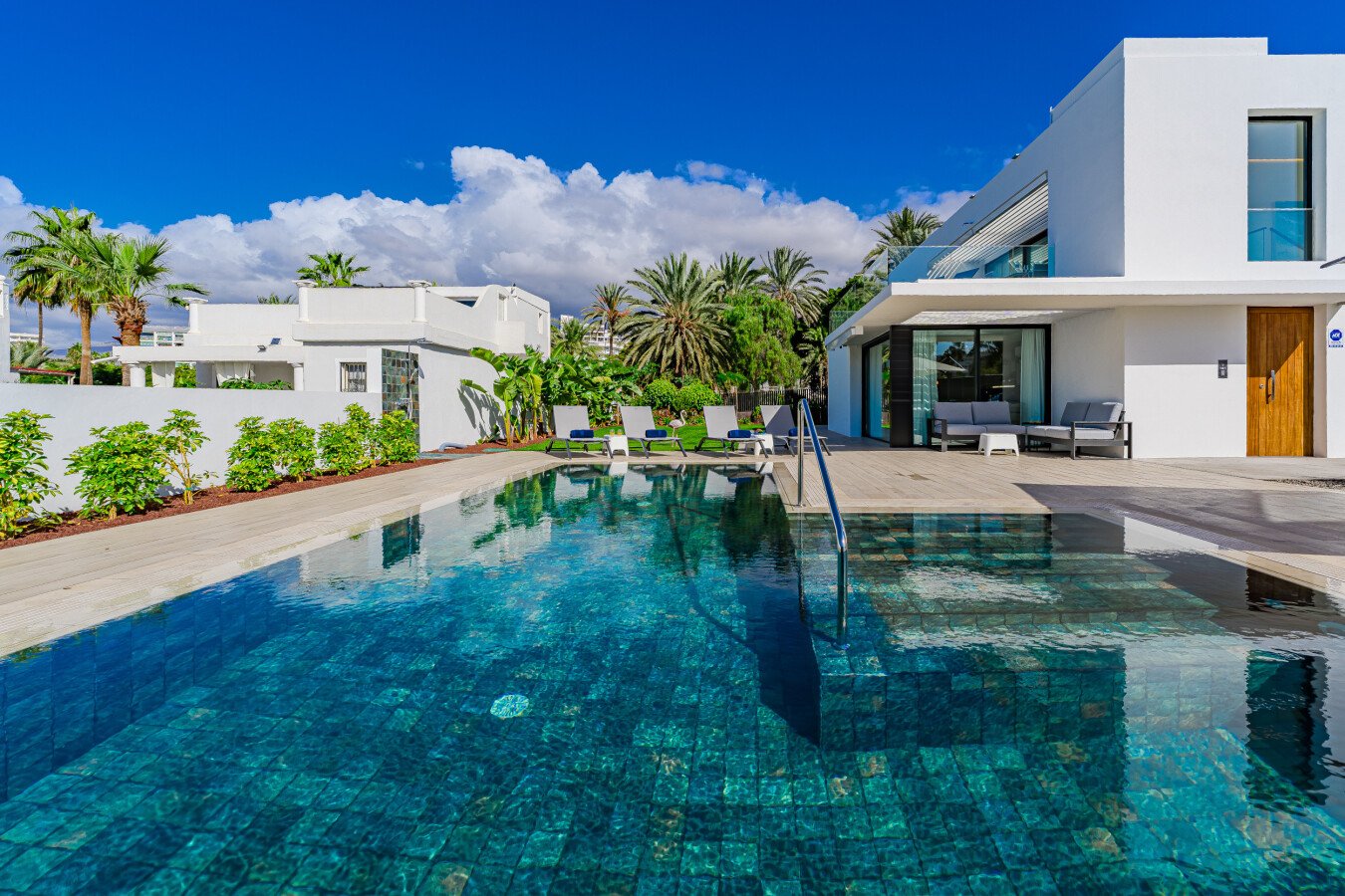 Appartamento 2 camere, con giardino