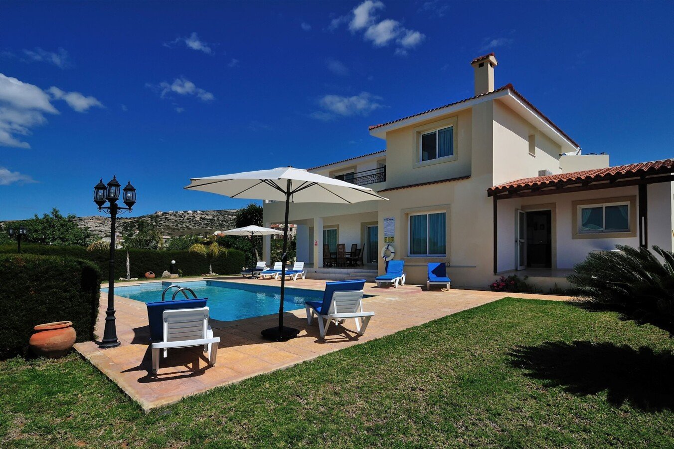 Villa 4 camere, con idromassaggio