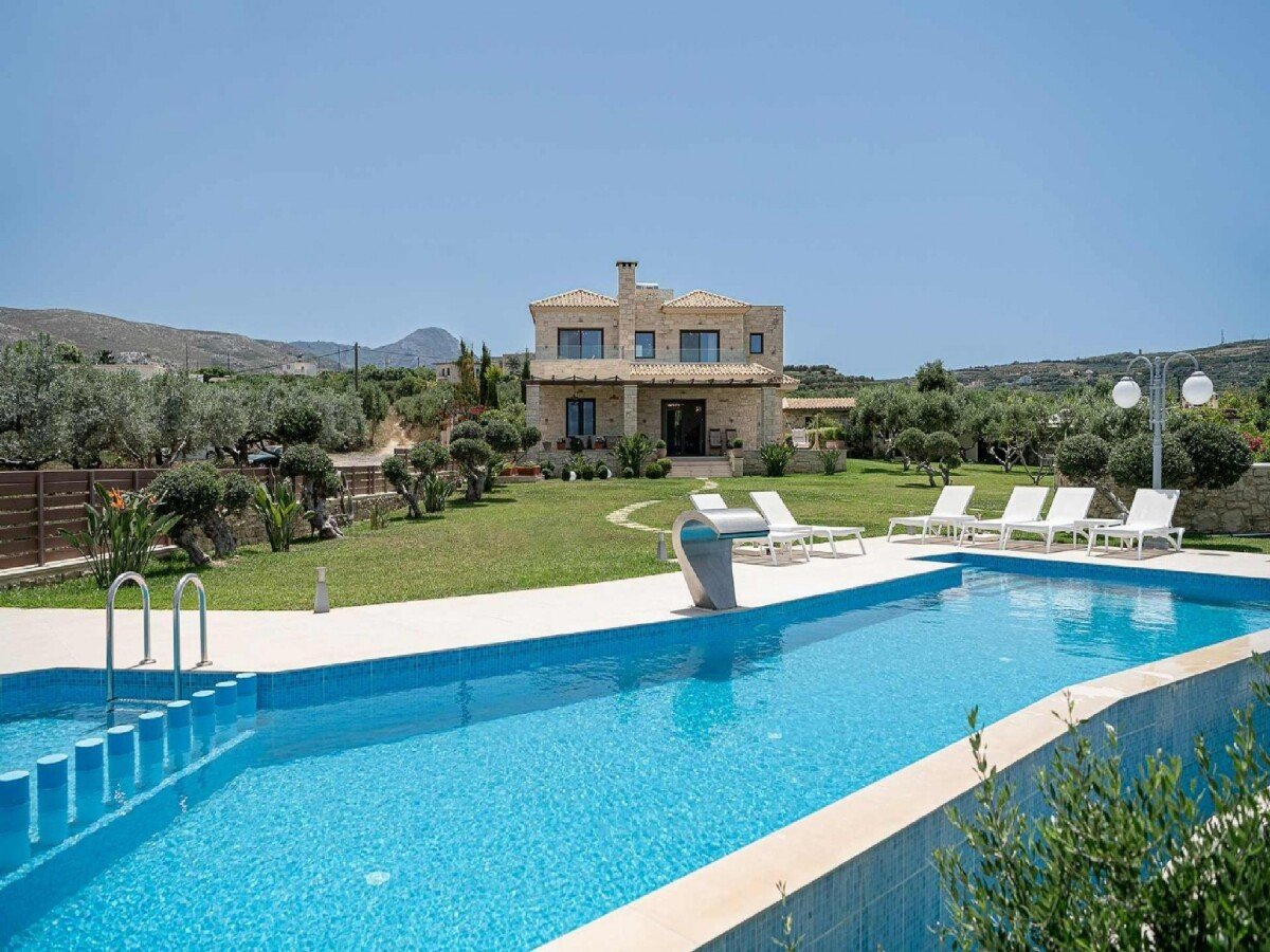 Villa 3 camere, con idromassaggio