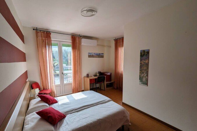 Bed and breakfast 2 camere, con giardino