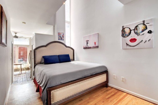 Bed and breakfast 1 bedroom, with air conditioning