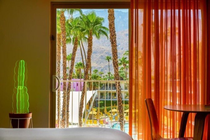 Bed and breakfast 3 bedrooms, with pool