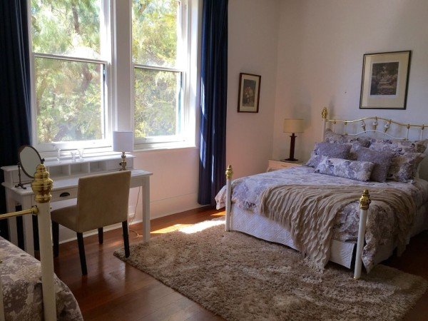 House 7 bedrooms, with pool