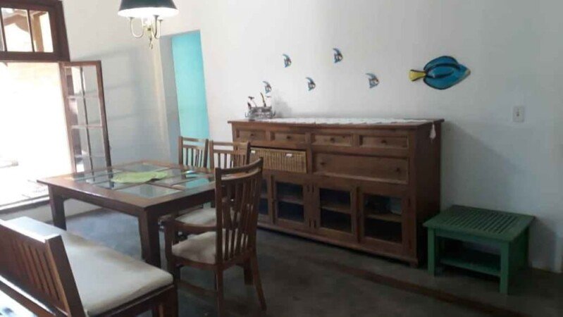 Casa 4 quartos, com piscina