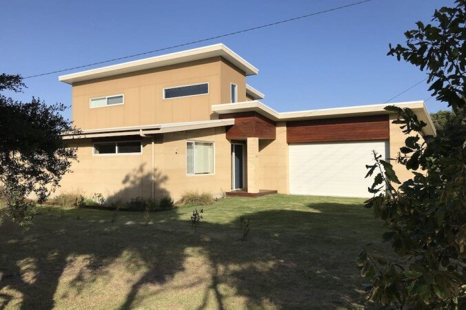 House 3 bedrooms, with garden