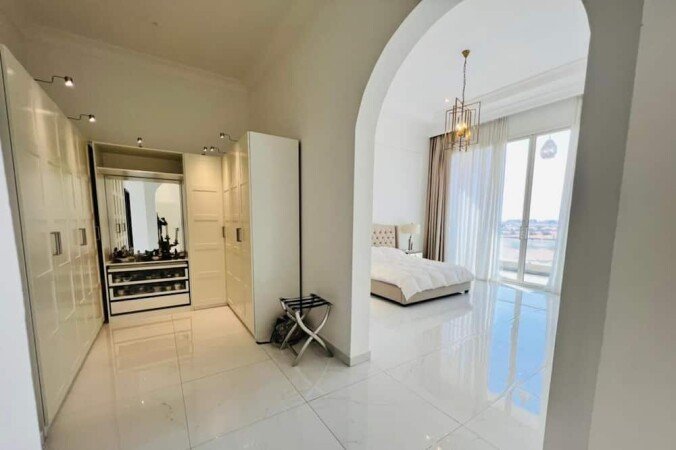 Villa 5 bedrooms, with air conditioning