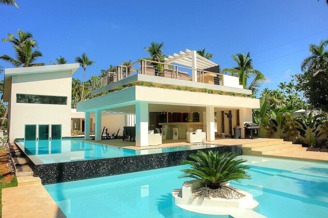 Villa 5 Schlafzimmer, mit Pool