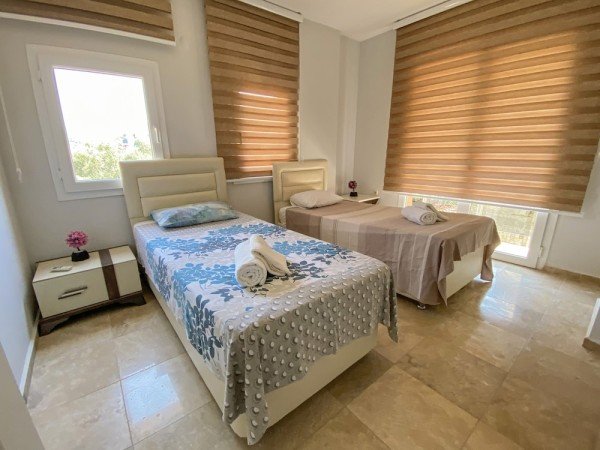 Villa 6 Schlafzimmer, mit Pool