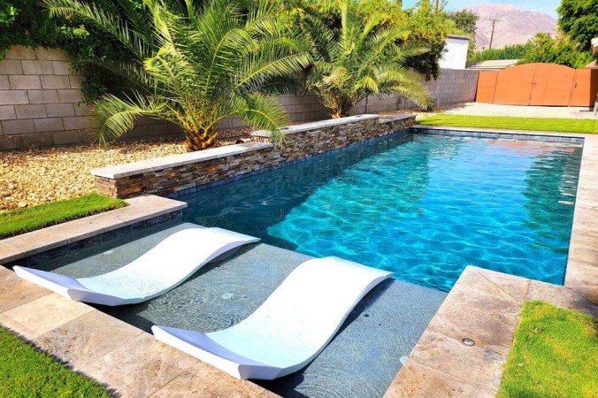Bed and breakfast 2 bedrooms, with pool
