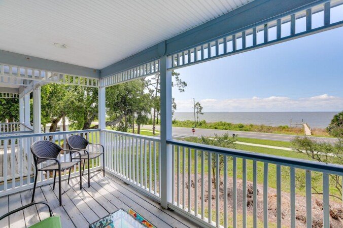 House 2 bedrooms, with garden