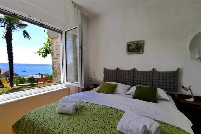 Wohnung 2 Schlafzimmer, mit Garten