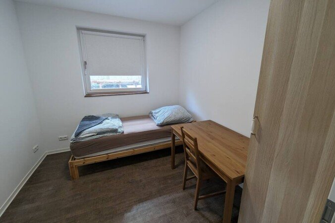 Wohnung 5 Schlafzimmer, mit Garten