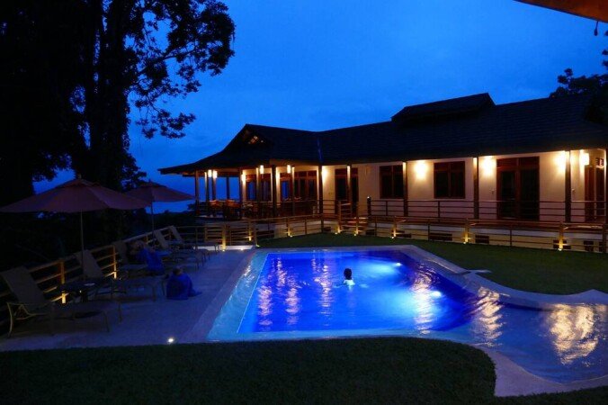 Villa 6 habitaciones, con piscina