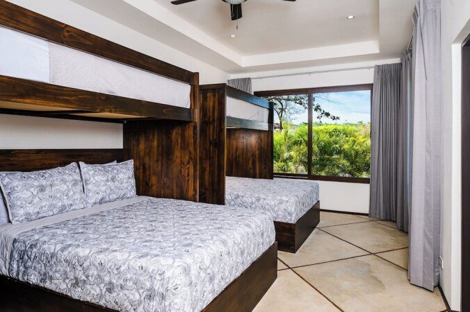 Casa 4 habitaciones, con aire acondicionado