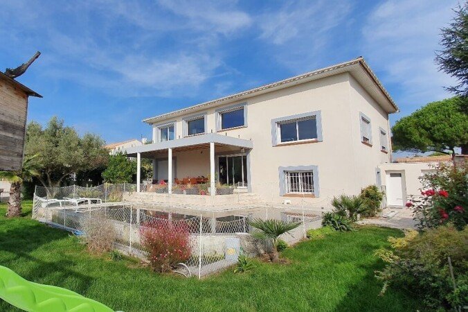 Villa moderne 4 chambres, avec piscine