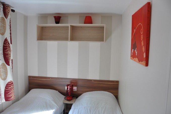 Mobil home 3 chambres, avec jacuzzi