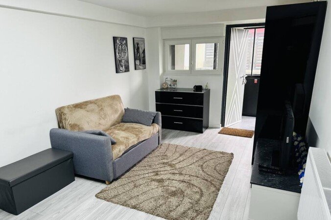 Maison 1 chambre, avec jardin