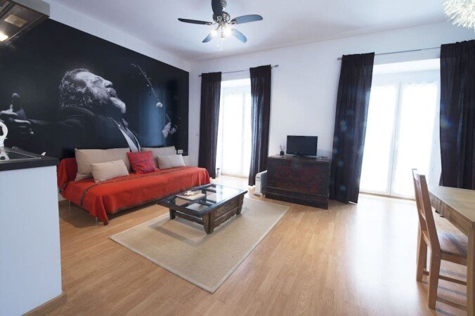 Apartamento 1 habitación, con jardín