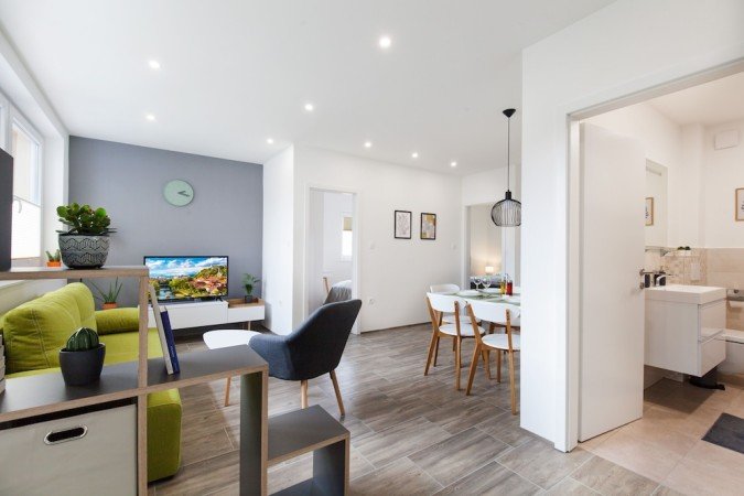 Wohnung 2 Schlafzimmer, mit Klimaanlage