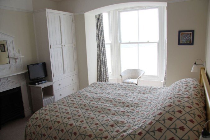 House 6 bedrooms, with garden