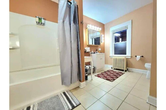 House 6 bedrooms, with air conditioning