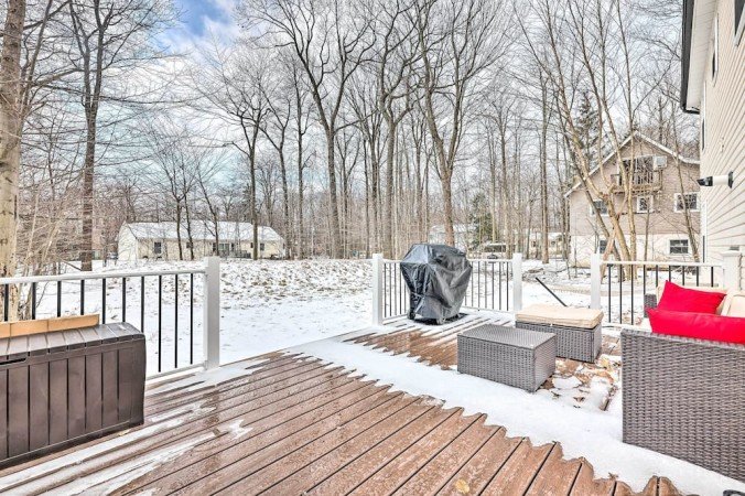 House 4 bedrooms, with jacuzzi