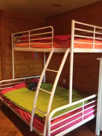 House 4 bedrooms, with jacuzzi