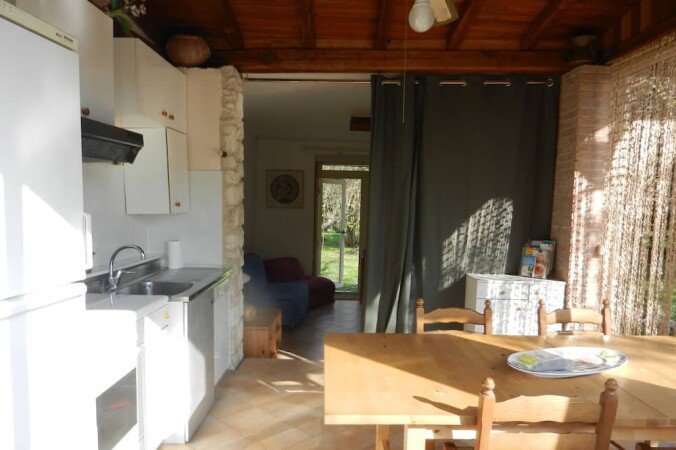 Casa 2 camere, con giardino