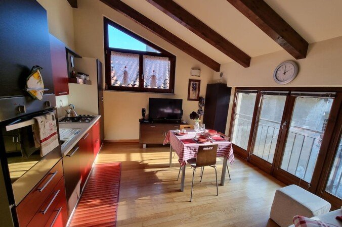 Appartamento 1 camera, con giardino