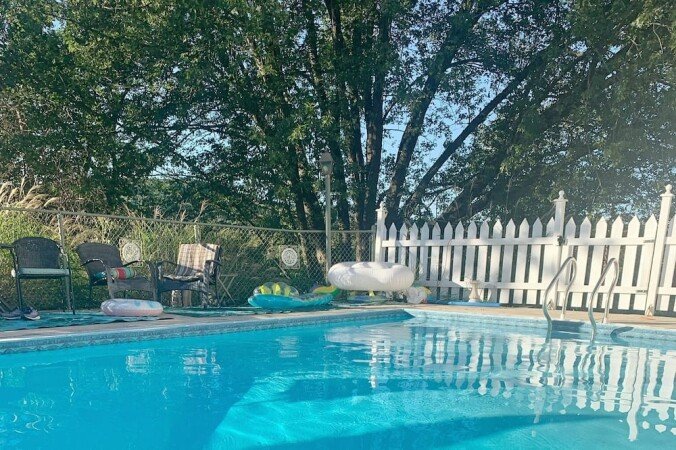 House 3 bedrooms, with pool