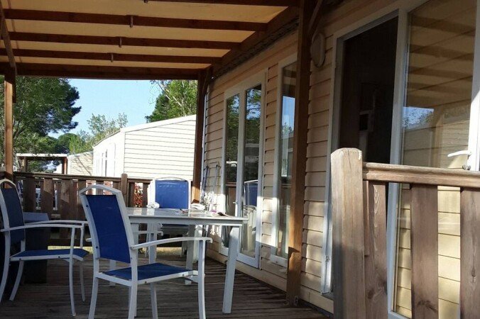 Mobil home 3 chambres, avec piscine