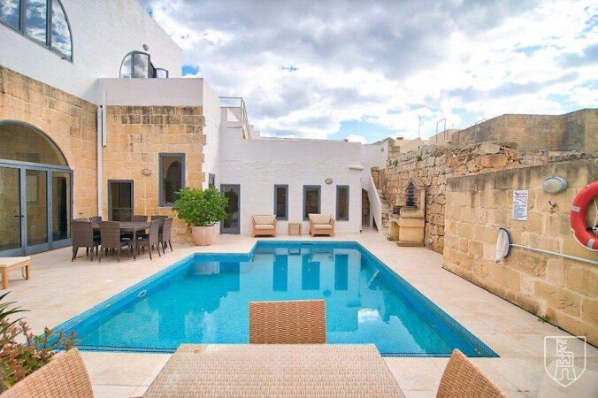 Ferienhaus 5 Schlafzimmer, mit Pool