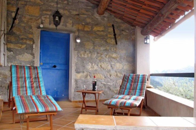 Casa 1 camera, con giardino