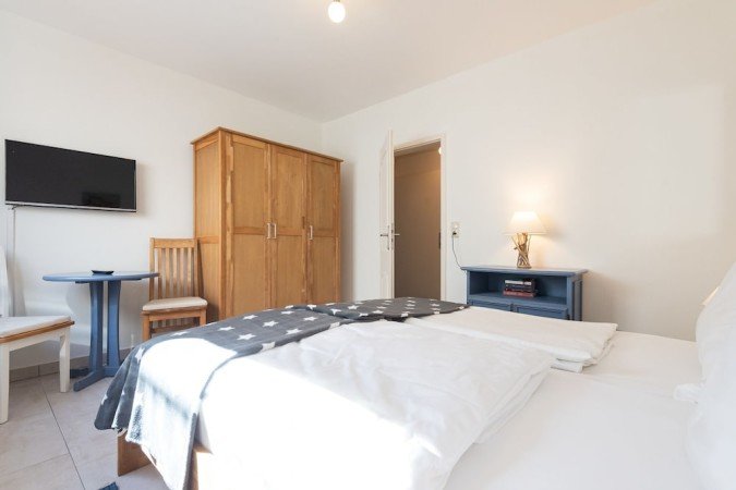 Wohnung 3 Schlafzimmer, mit Garten