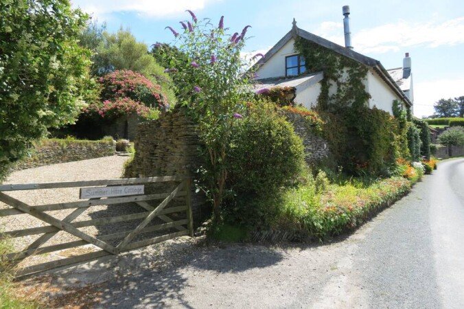 House 3 bedrooms, with garden